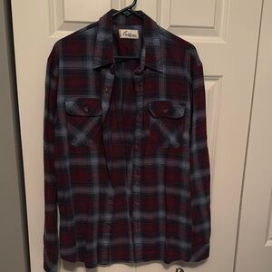 Casual Button Down Shirt in Red and Blue with Plaid Pattern and Soft Fabric